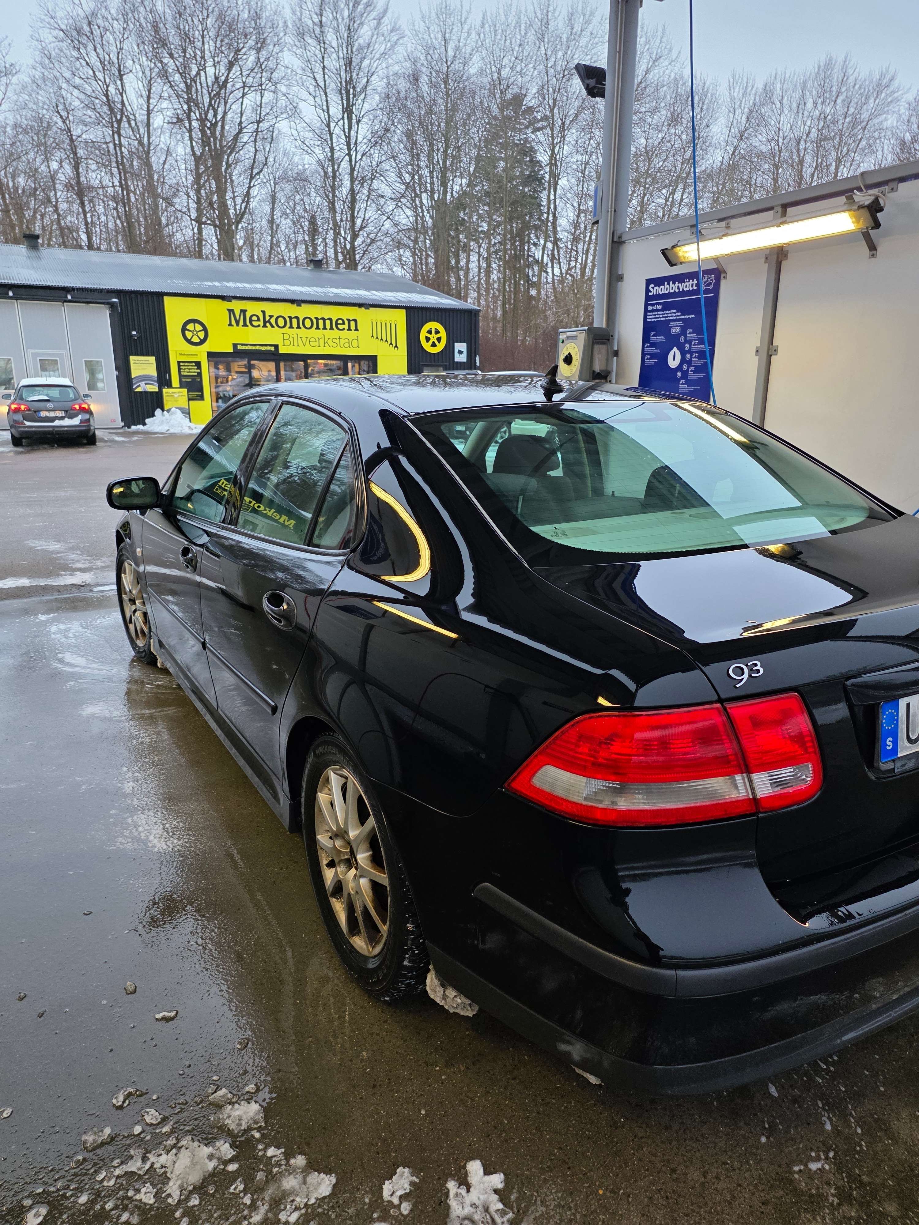 Saab 9-3 SportSedan 1.8t Manuell 2004, bild 4/5