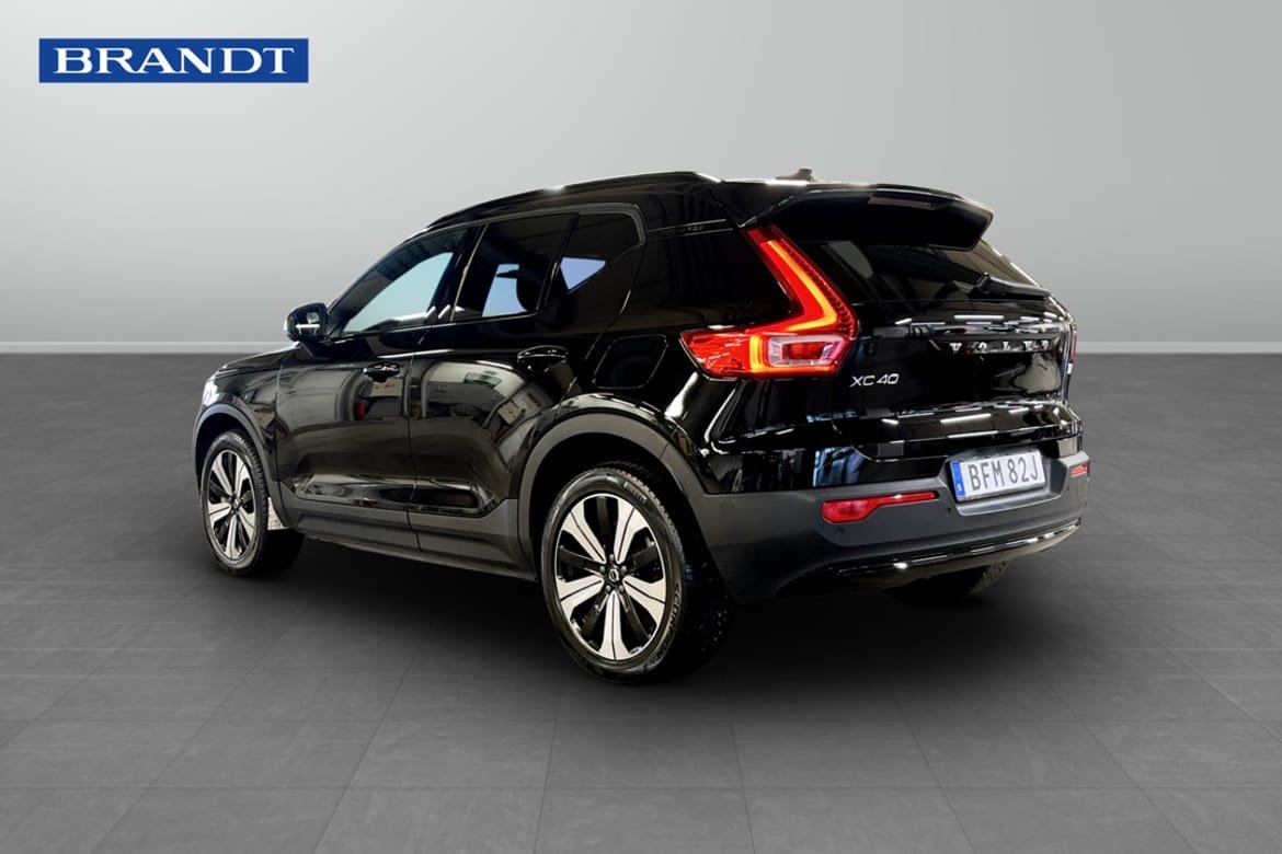 Volvo XC40 Recharge Twin Ultimate 2023, bild 2/9
