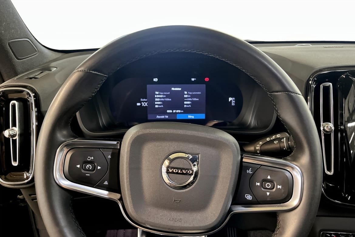Volvo XC40 Recharge Twin Ultimate 2023, bild 7/9