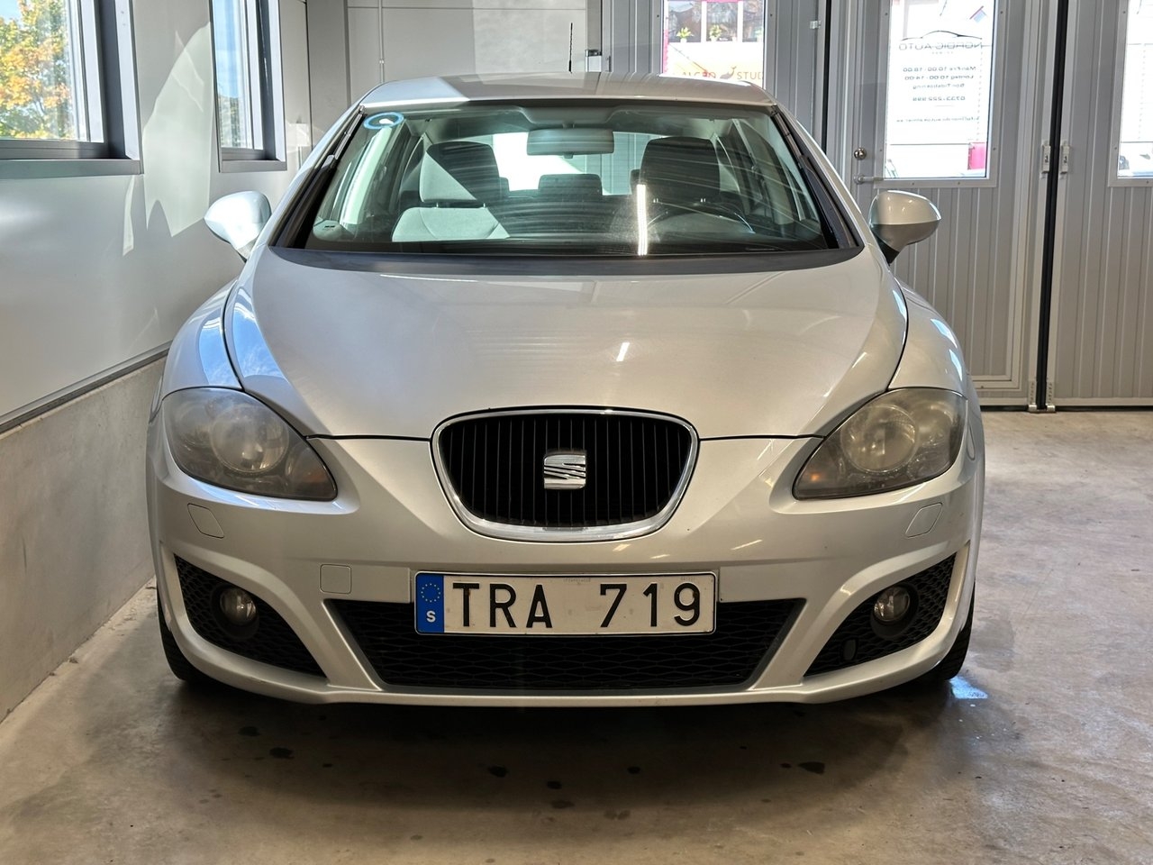 Seat Leon 1.6 Multifuel Style Euro 4 2010, bild 2/10