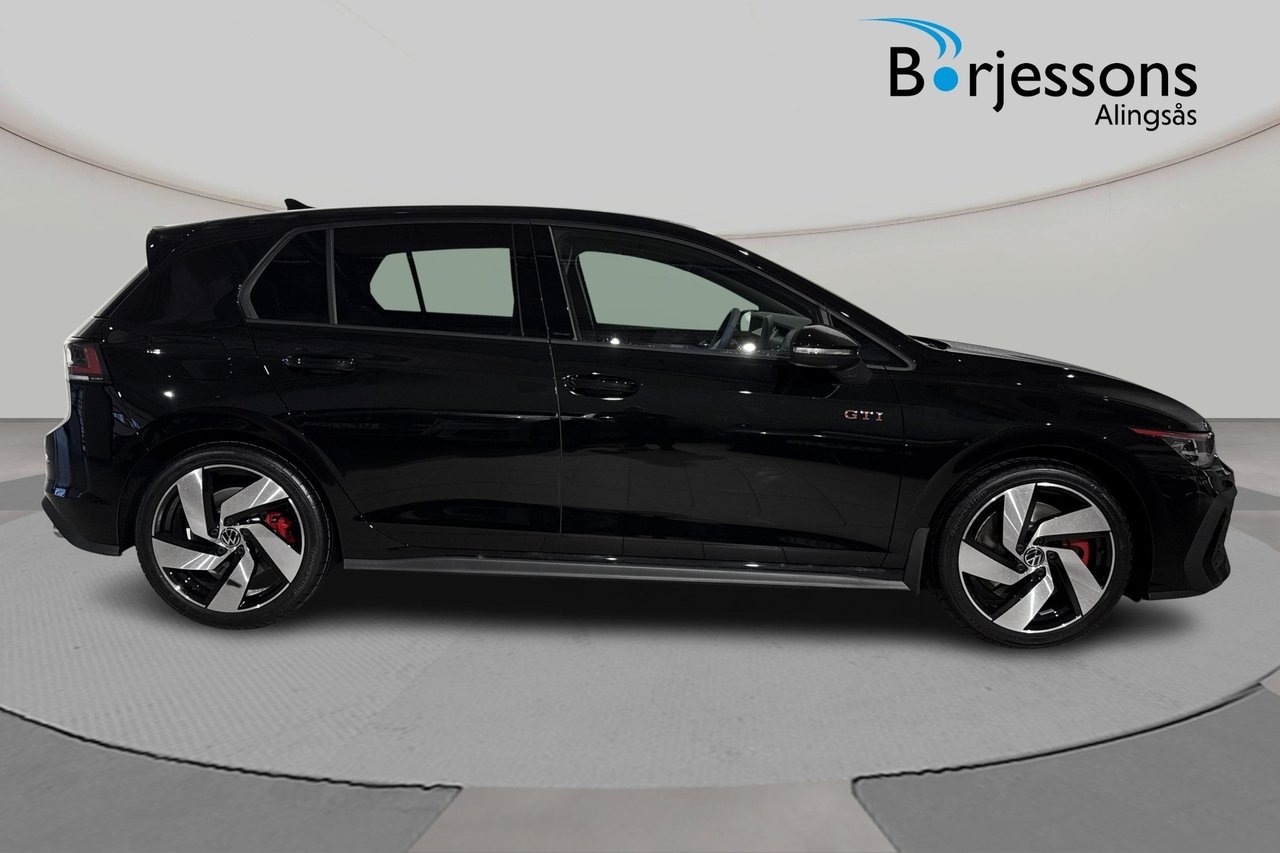 Volkswagen Golf GTI 265 hk 2027, bild 2/8