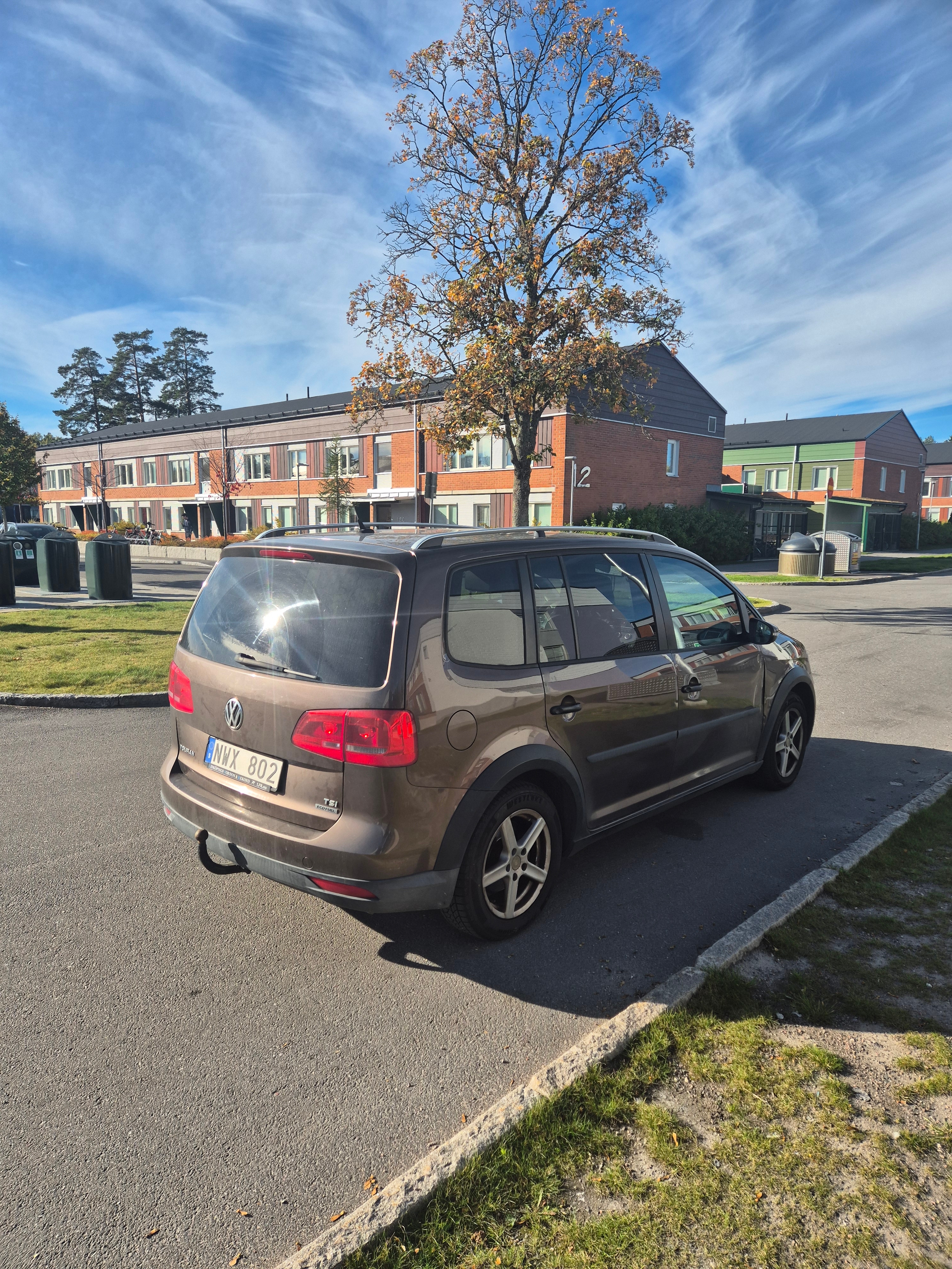 Volkswagen Touran 2014, bild 6/10