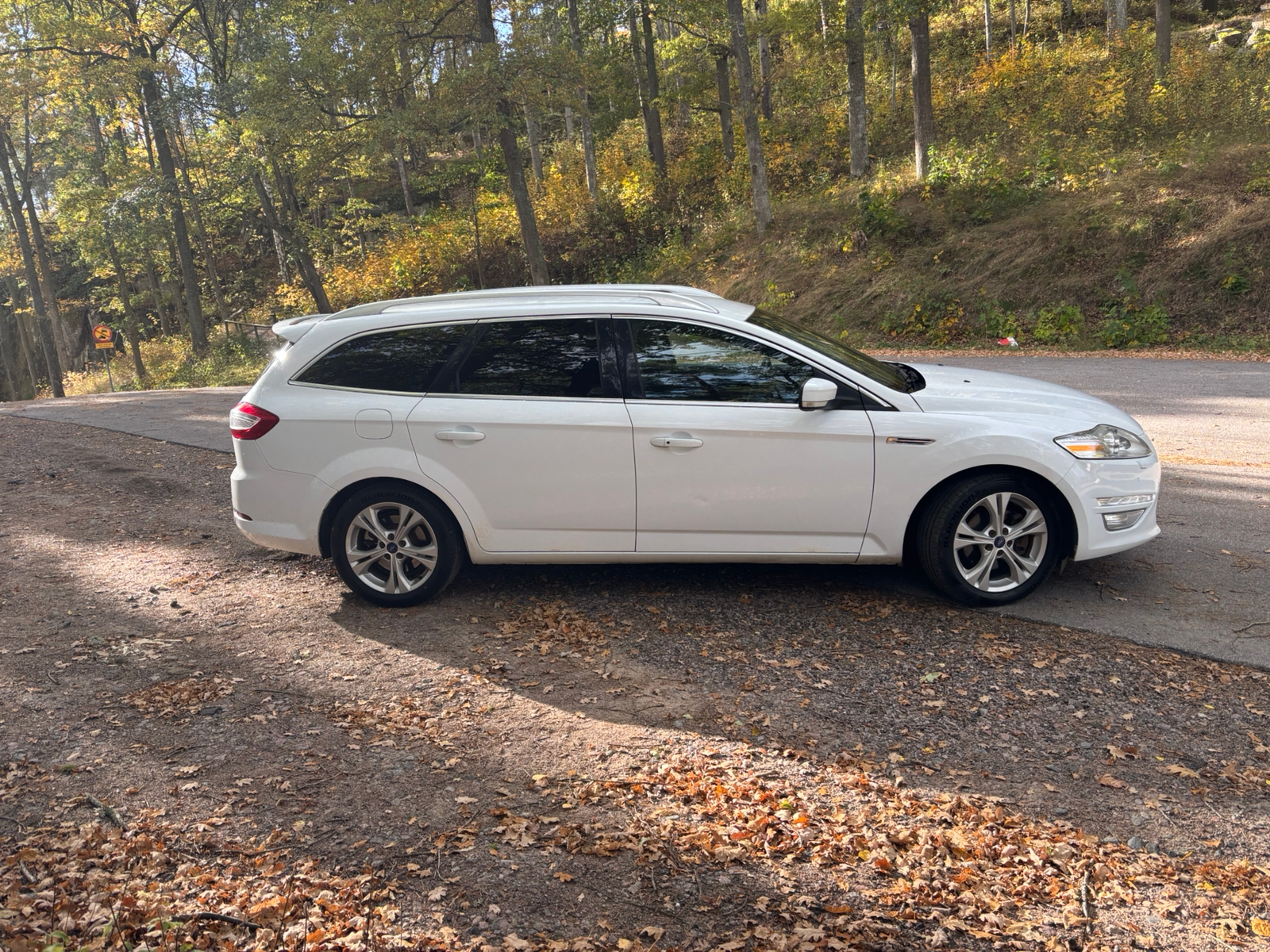 Ford Mondeo Kombi 2.0 TDCi Powershift 2012, bild 6/9