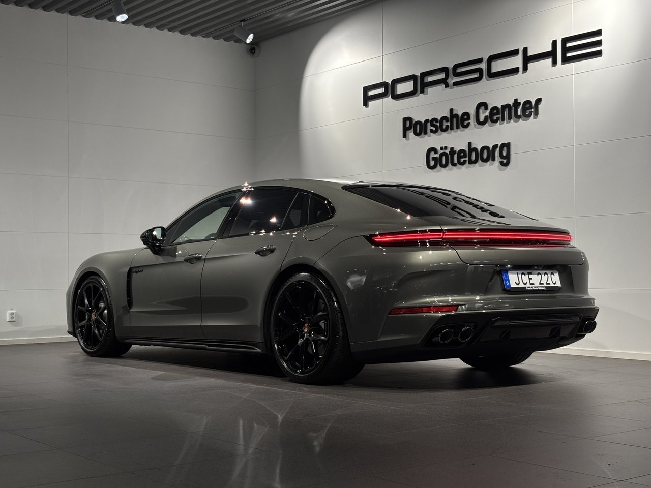 Porsche Panamera 4 E-Hybrid 2027, bild 5/10
