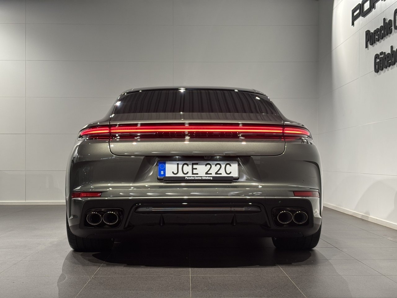 Porsche Panamera 4 E-Hybrid 2027, bild 7/10