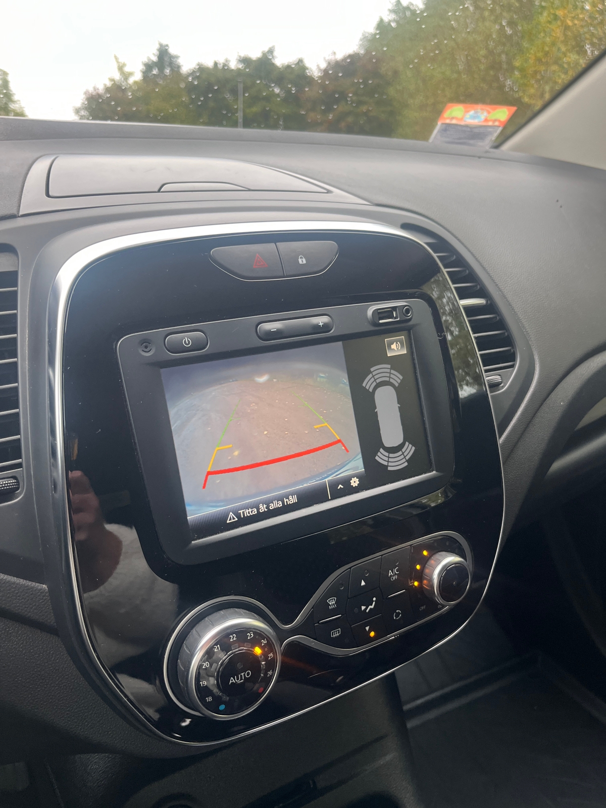 Renault Captur 0.9 TCe Manuell 2019, bild 4/8