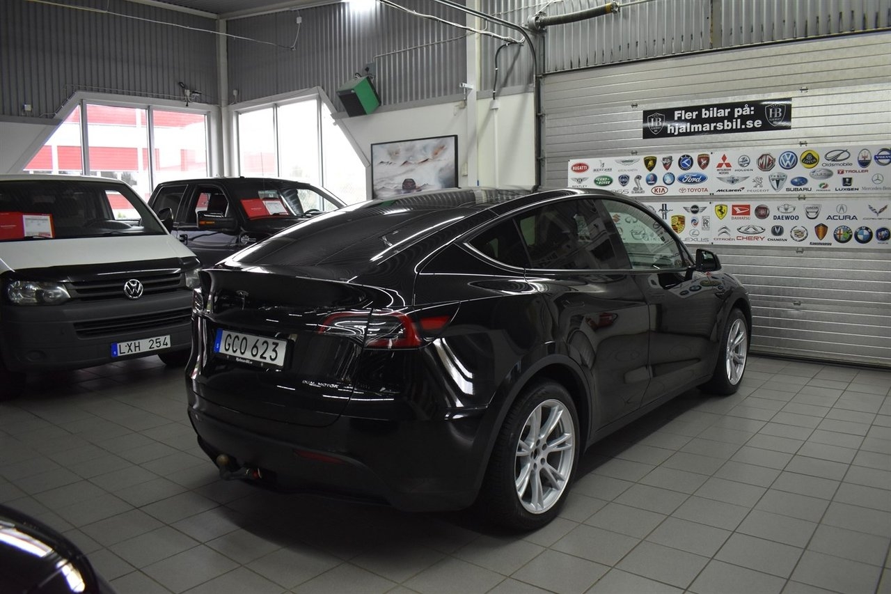 Tesla Model Y 2023, bild 3/10