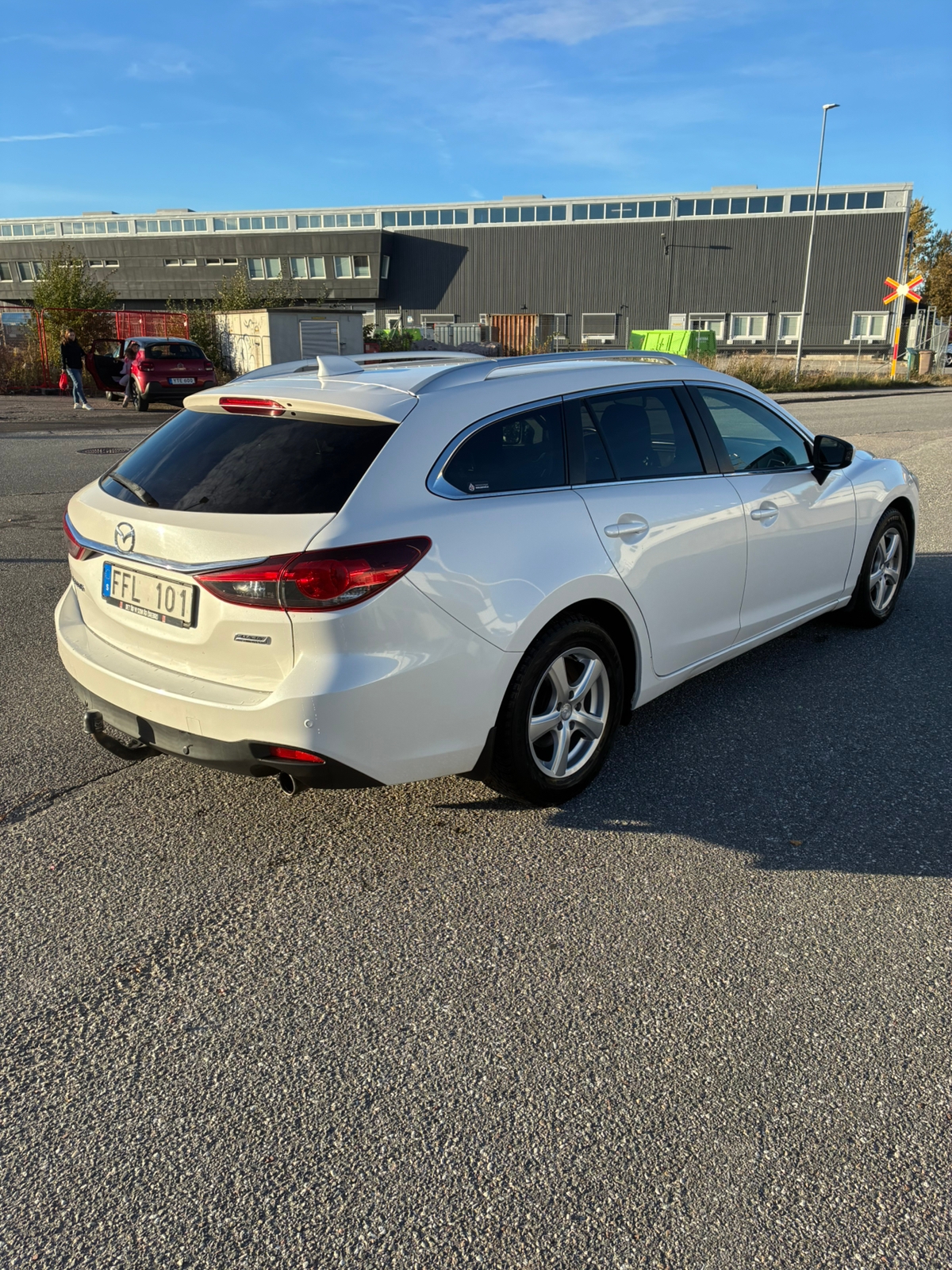 Mazda 6 Wagon 2.2 SKYACTIV-D Manuell 2013, bild 4/6