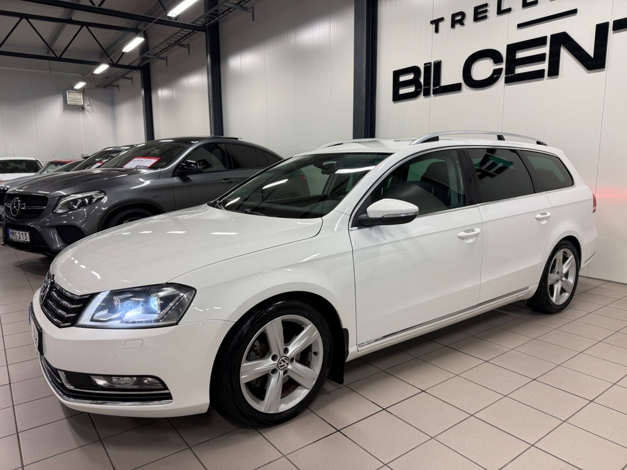 Volkswagen Passat 2012, bild 7/10
