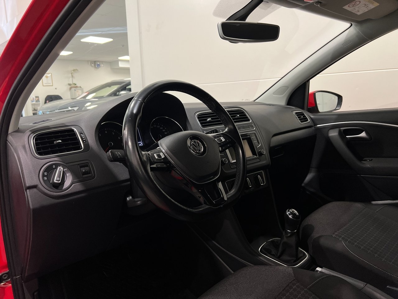 Volkswagen Polo 1.2 TSI Masters 2016, photo 6/10