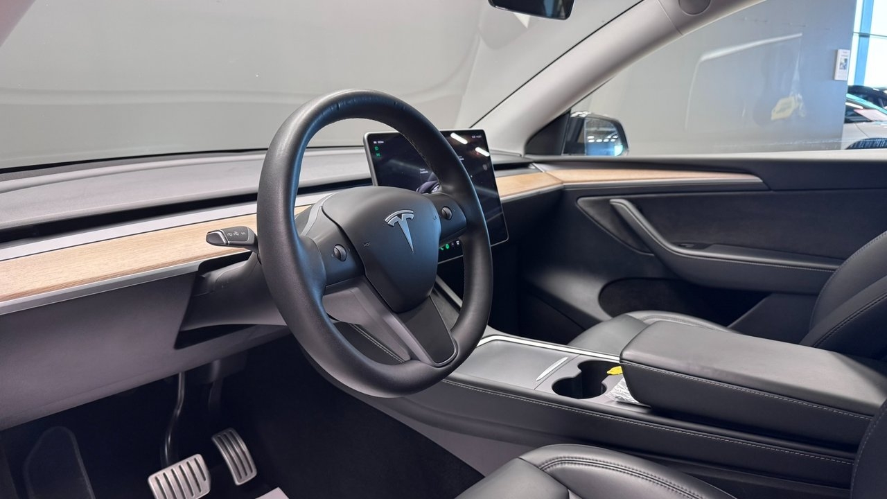 Tesla Model Y 2023, bild 7/21