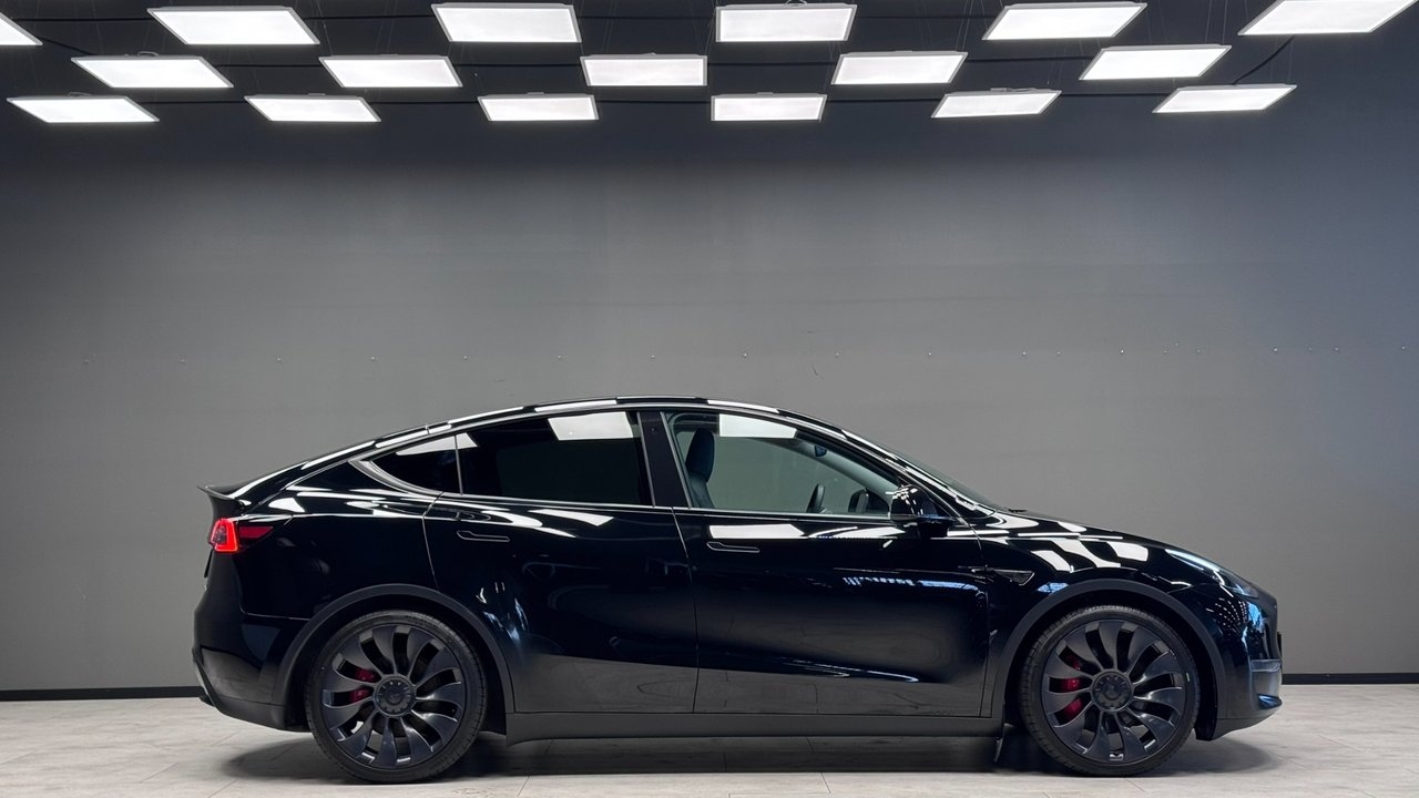 Tesla Model Y 2023, bild 5/21
