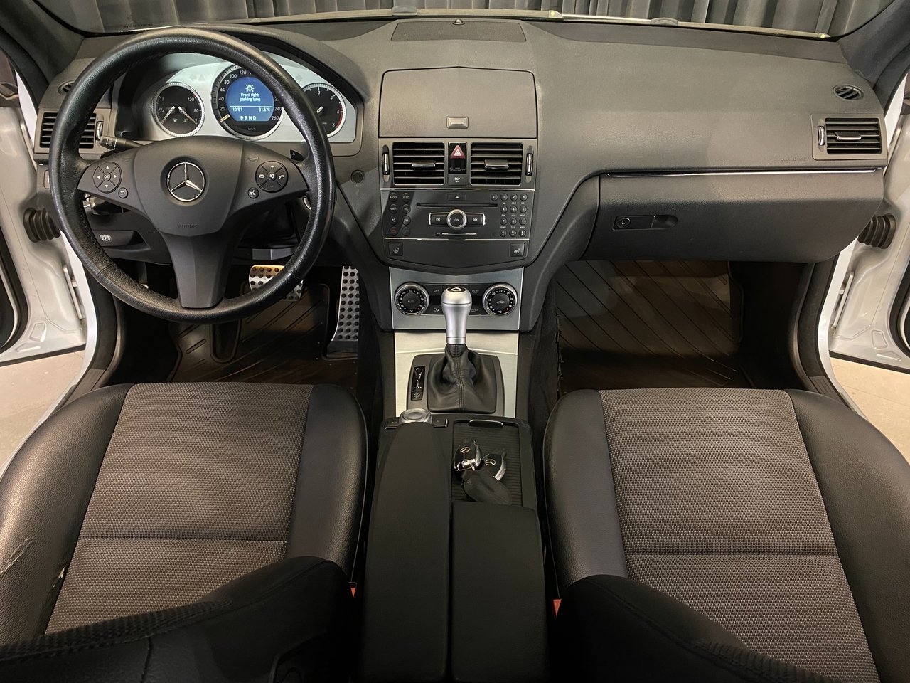 Mercedes-Benz C 220 CDI Automat AMG Line 2008, bild 6/10