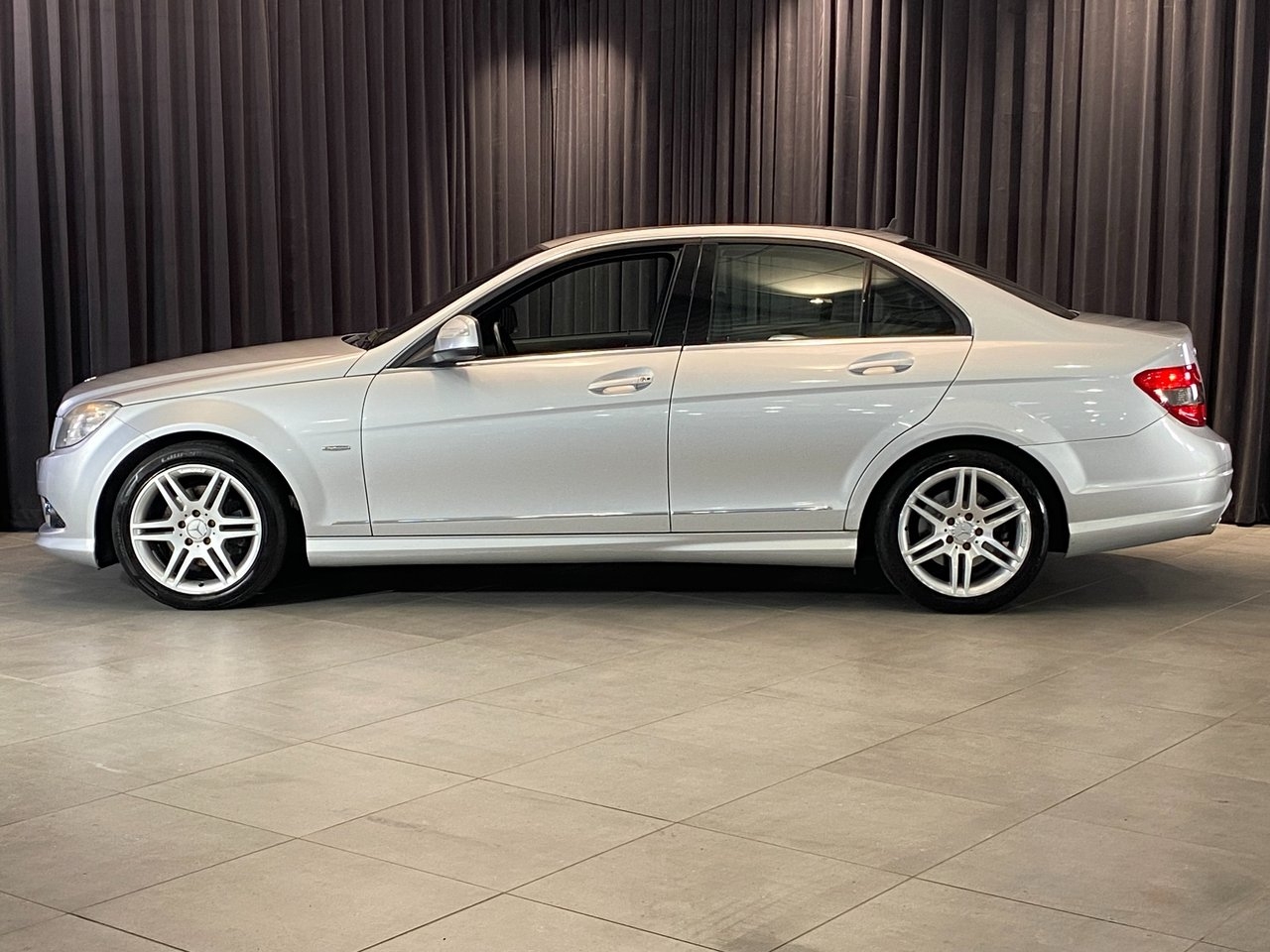 Mercedes-Benz C 220 CDI Automat AMG Line 2008, bild 3/10