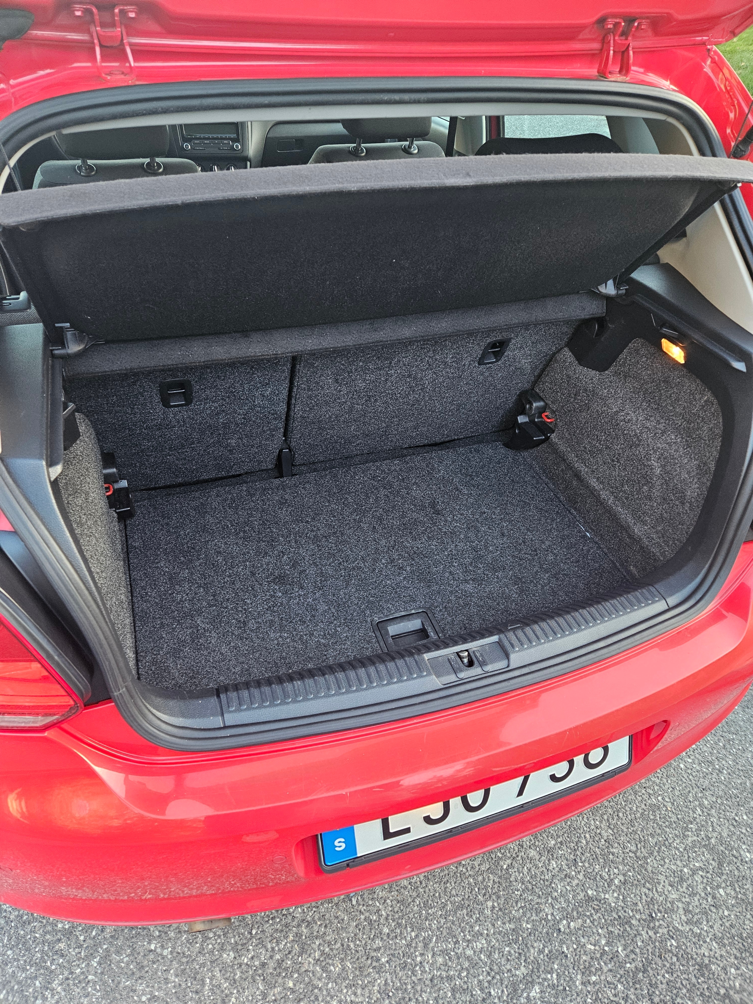 Volkswagen Polo 5-dörrar 1.4 MPI Manuell 2011, bild 4/10