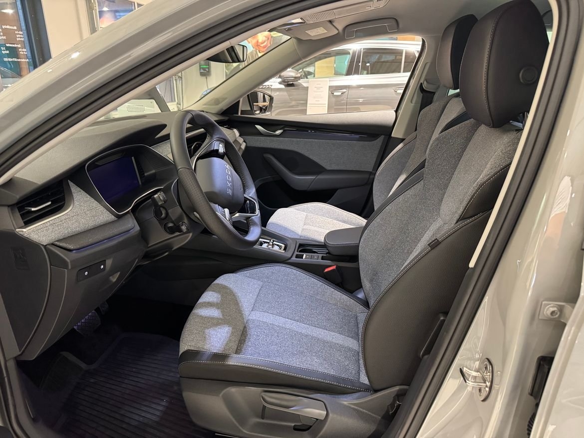 Skoda Octavia 2025, bild 5/7