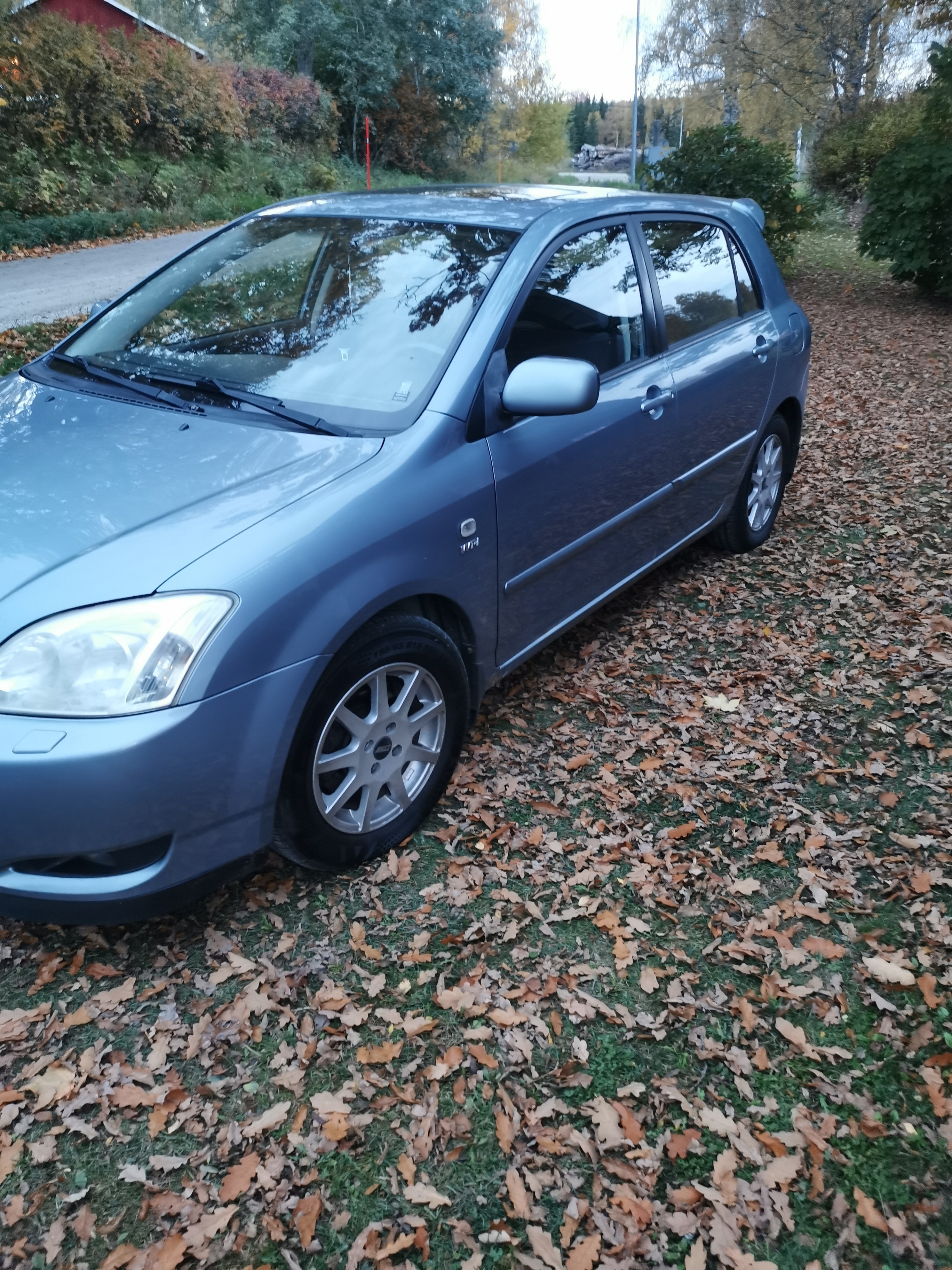 Toyota Corolla 2004, bild 6/7