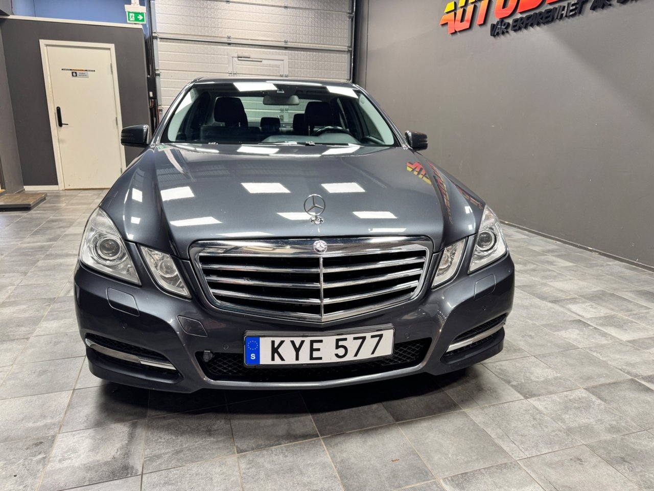 Mercedes-Benz E 2011, bild 4/10