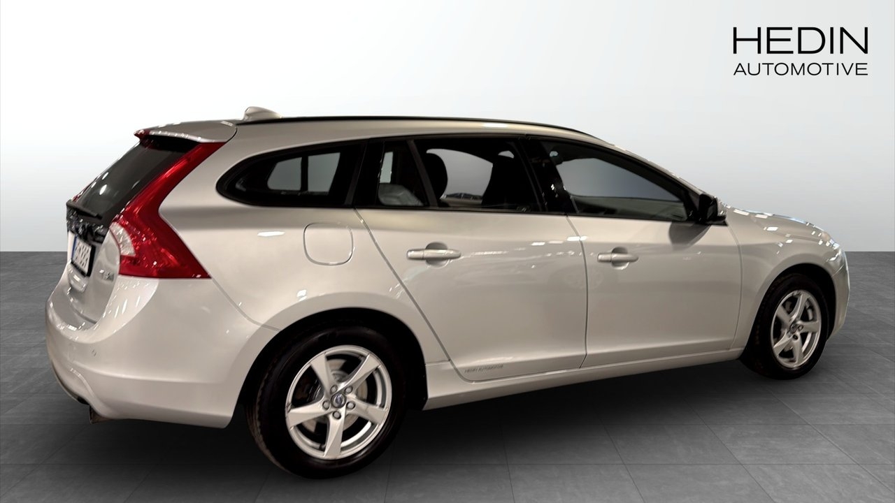 Volvo V60 T3 2018, bild 2/10