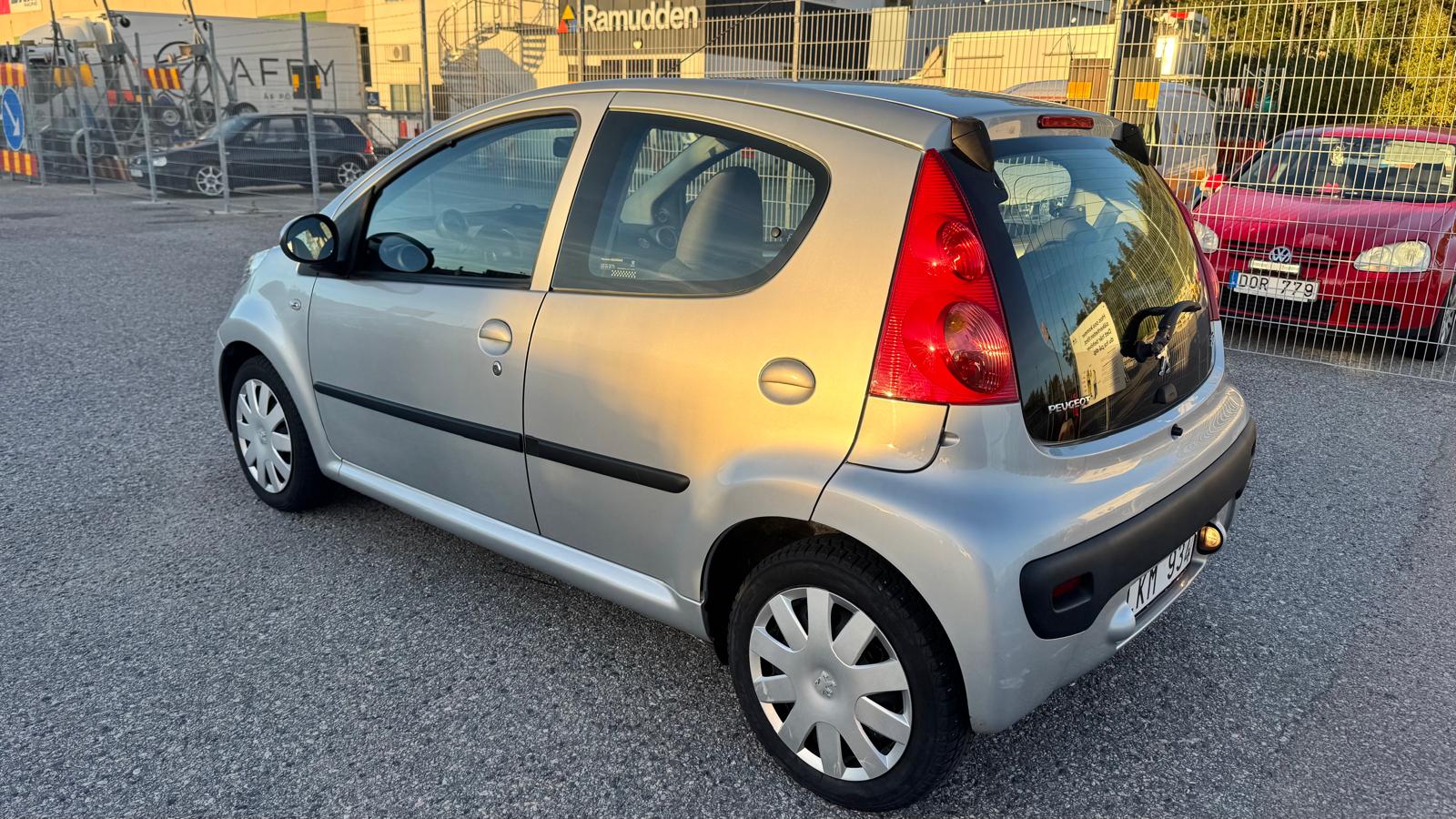 Peugeot 107 5-dörrar 1.0 Manuell 2008, bild 5/10