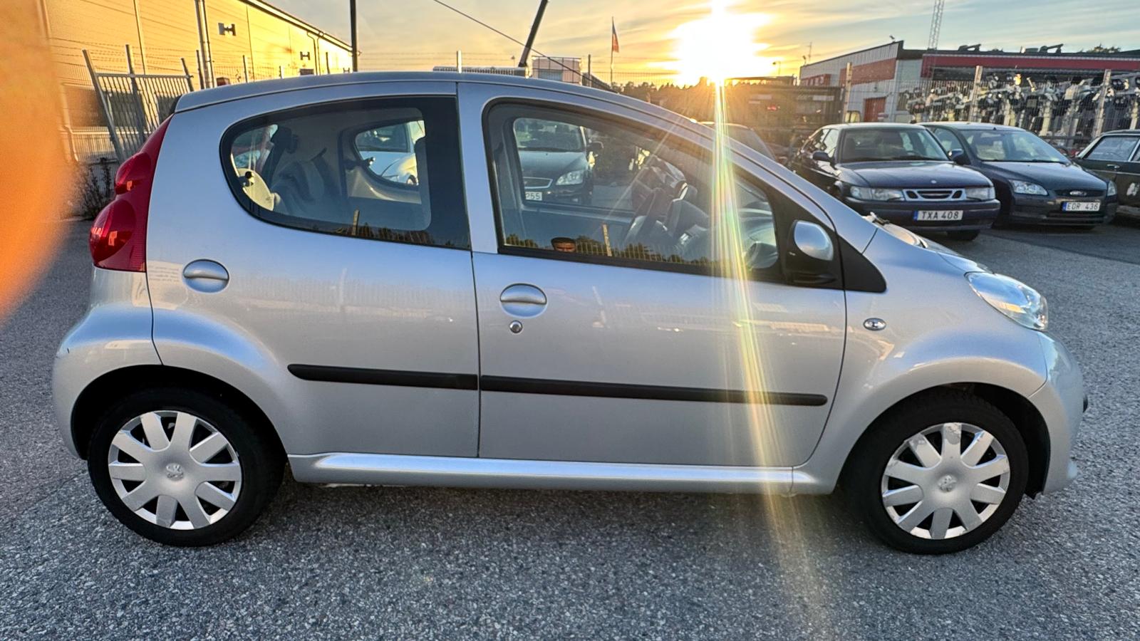 Peugeot 107 5-dörrar 1.0 Manuell 2008, bild 7/10