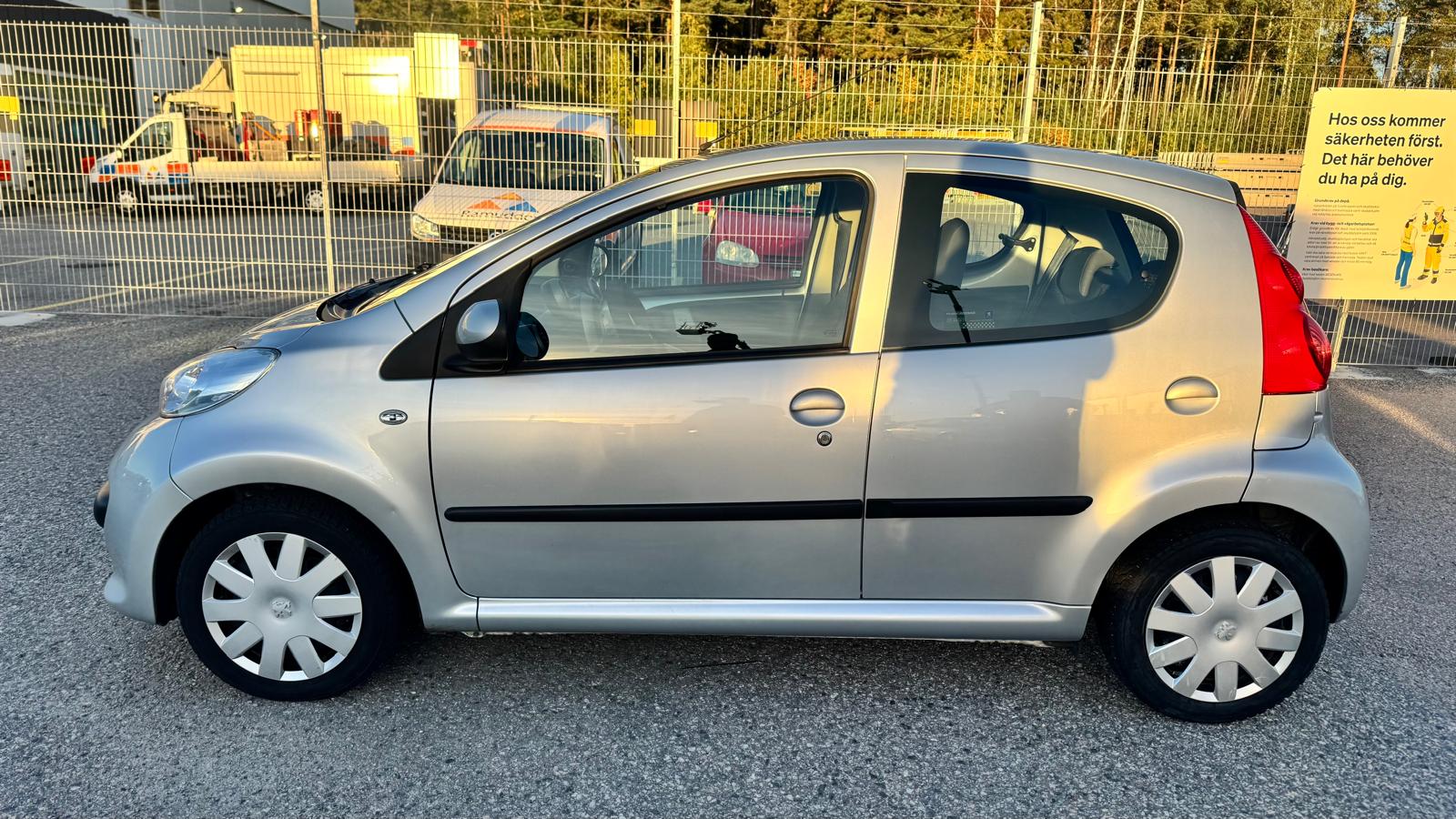 Peugeot 107 5-dörrar 1.0 Manuell 2008, bild 6/10