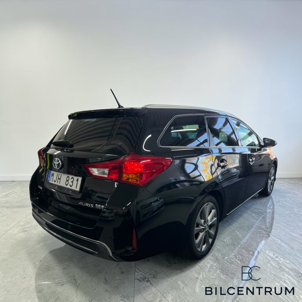Toyota Auris 2014, bild 6/10