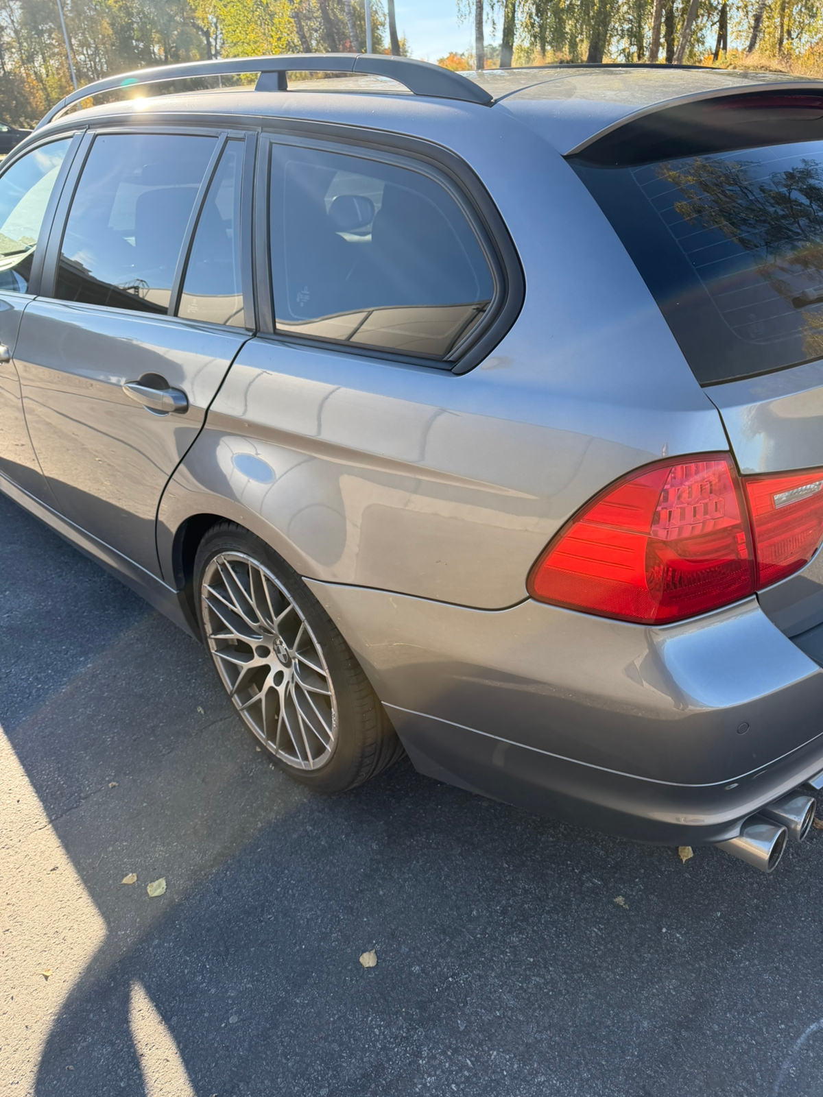 BMW 320 d Touring Manuell 2010, bild 4/10