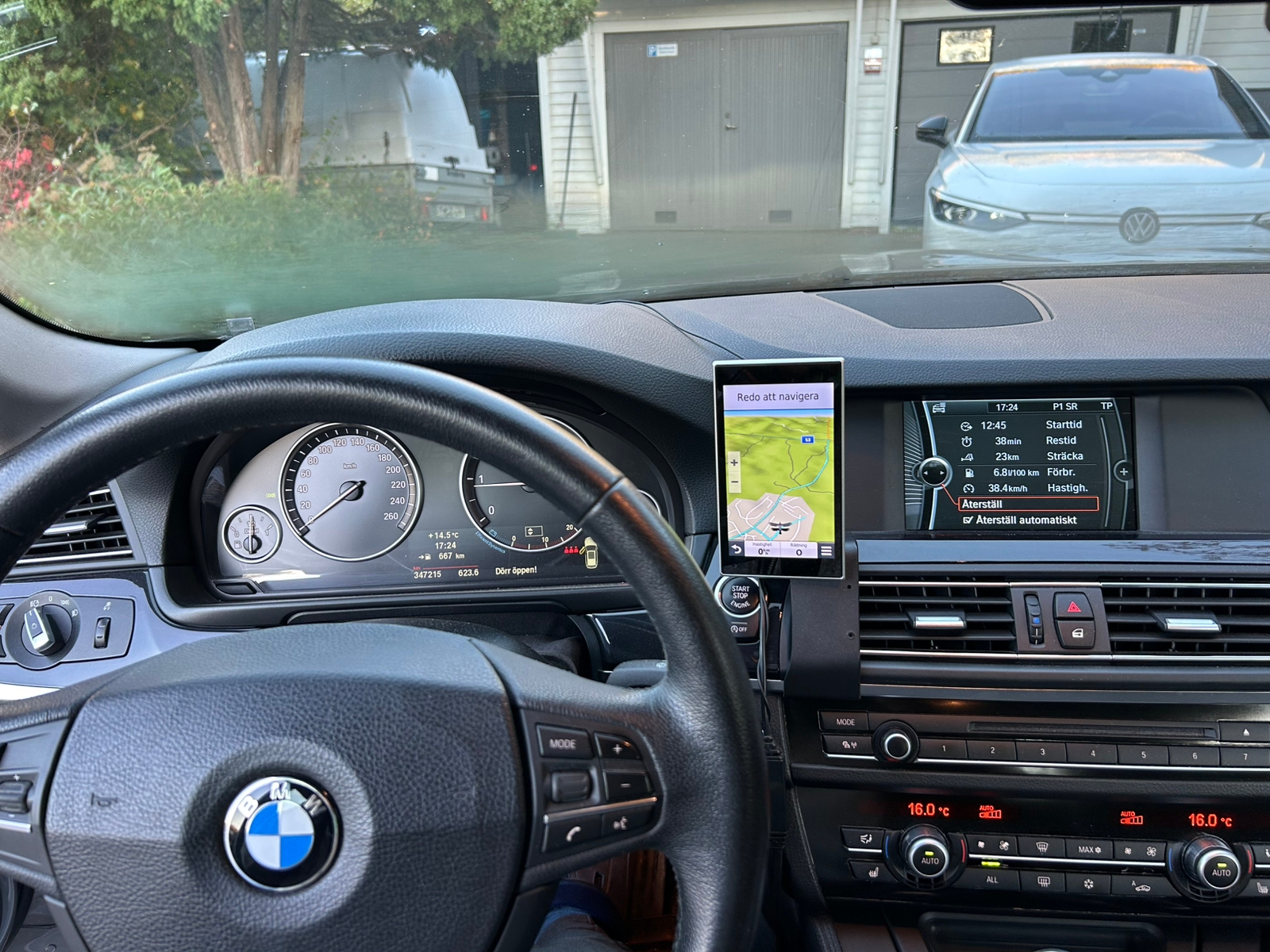 BMW 520d 2012, bild 4/6
