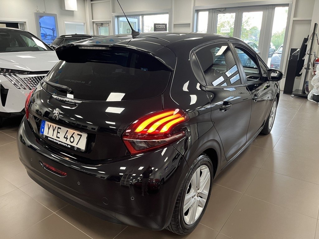Peugeot 208 5-dörrar 1.2 PureTech 2017, bild 3/10