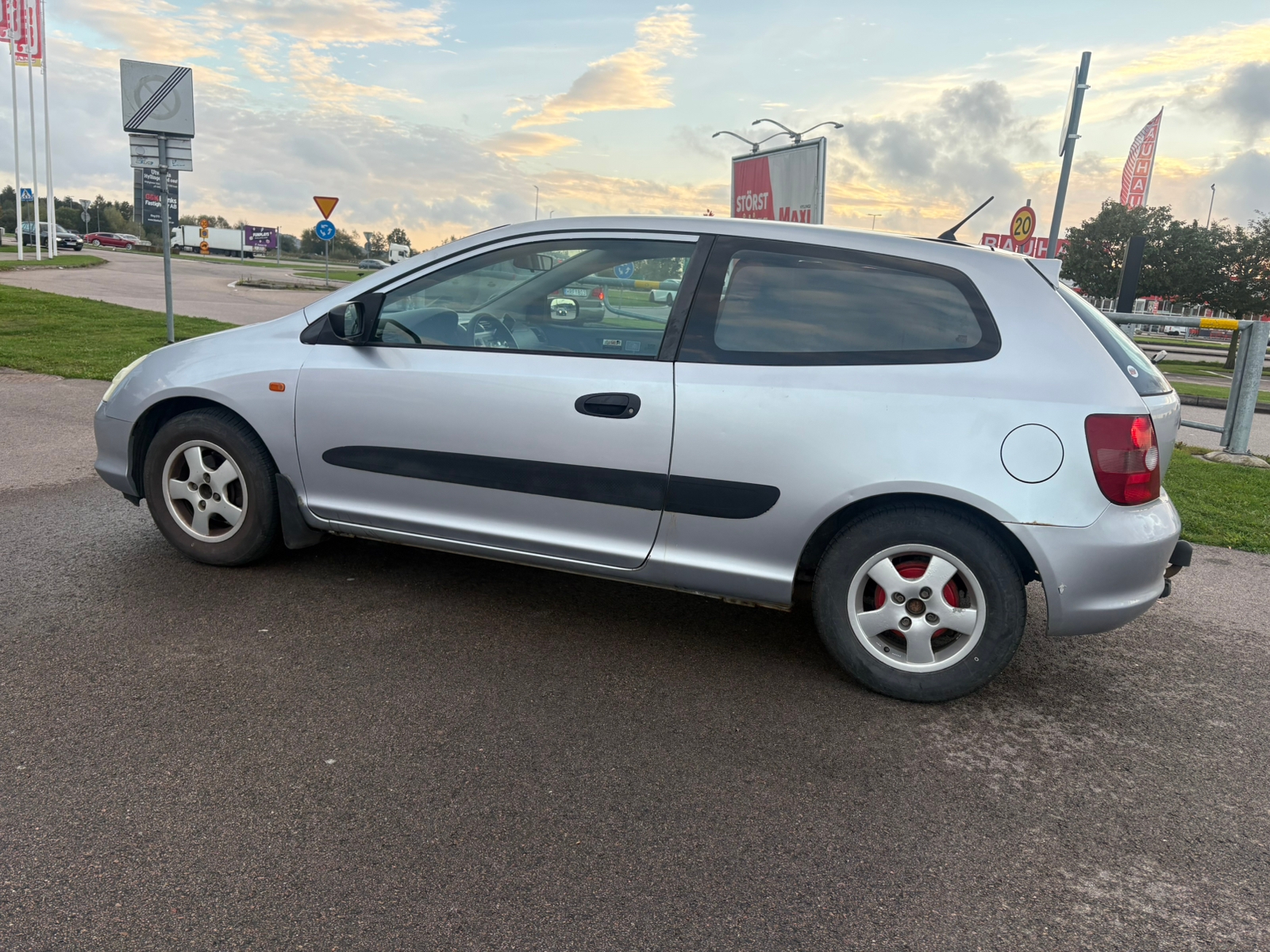 Honda Civic 3-dörrar 1.4 Manuell 2002, bild 4/5