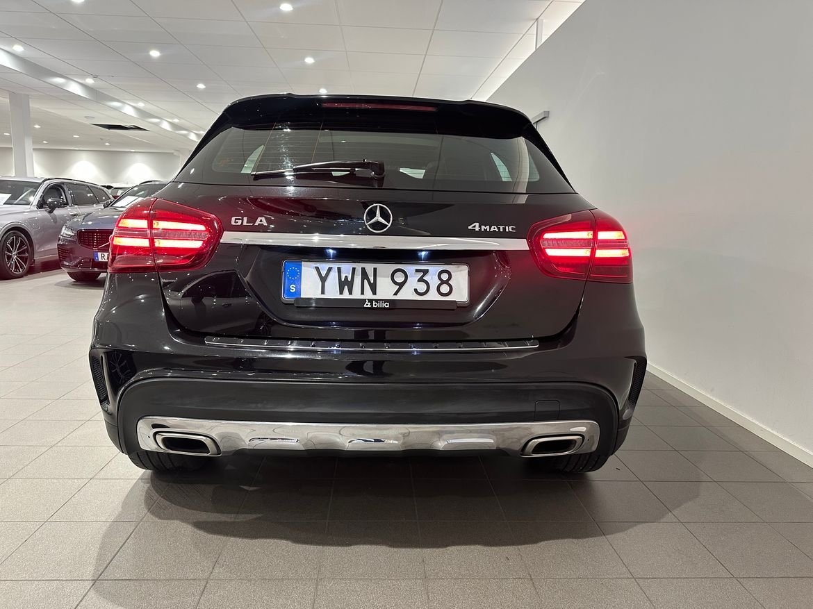 Mercedes-Benz GLA 200 4 MATIC AMG 2018, bild 6/10