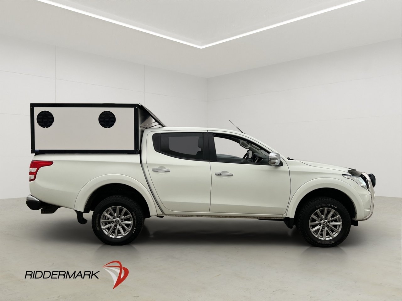 Mitsubishi L200 2016, bild 2/10