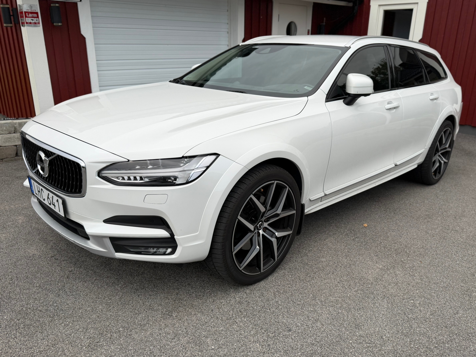 Volvo V90 Cross Country