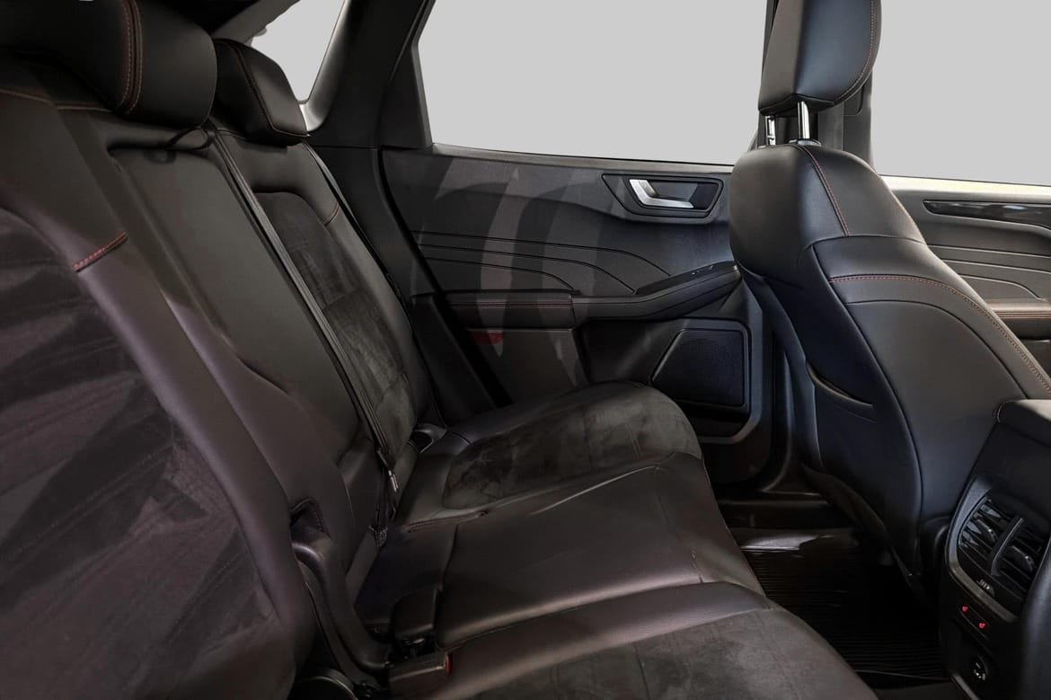 Ford Kuga Plug-In Hybrid ST-Line X 2022, bild 5/10