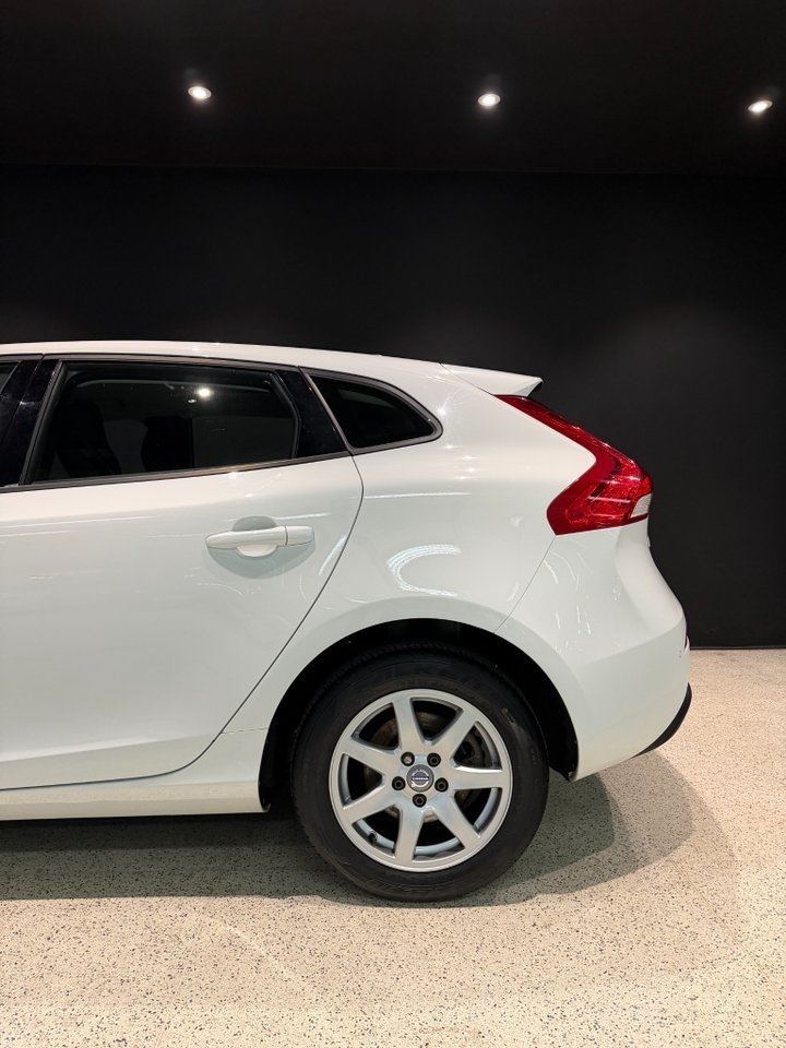 Volvo V40 T2 Business 2017, bild 4/10
