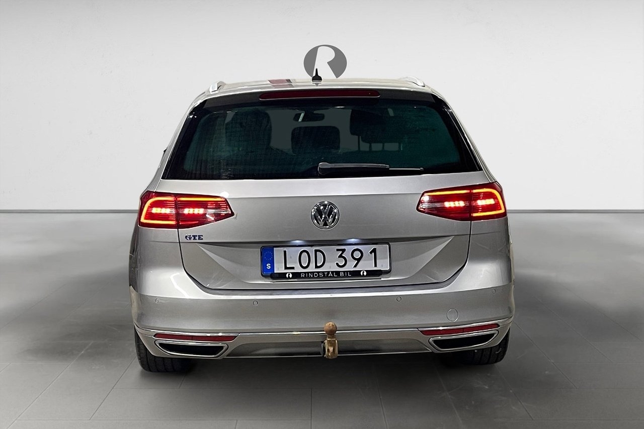 Volkswagen Passat 2017, bild 6/10
