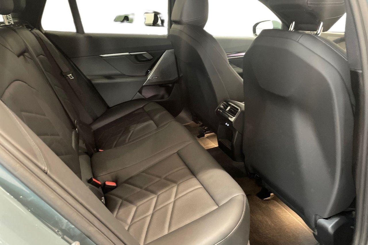 BMW 530 e xDrive Touring 2026, bild 6/10