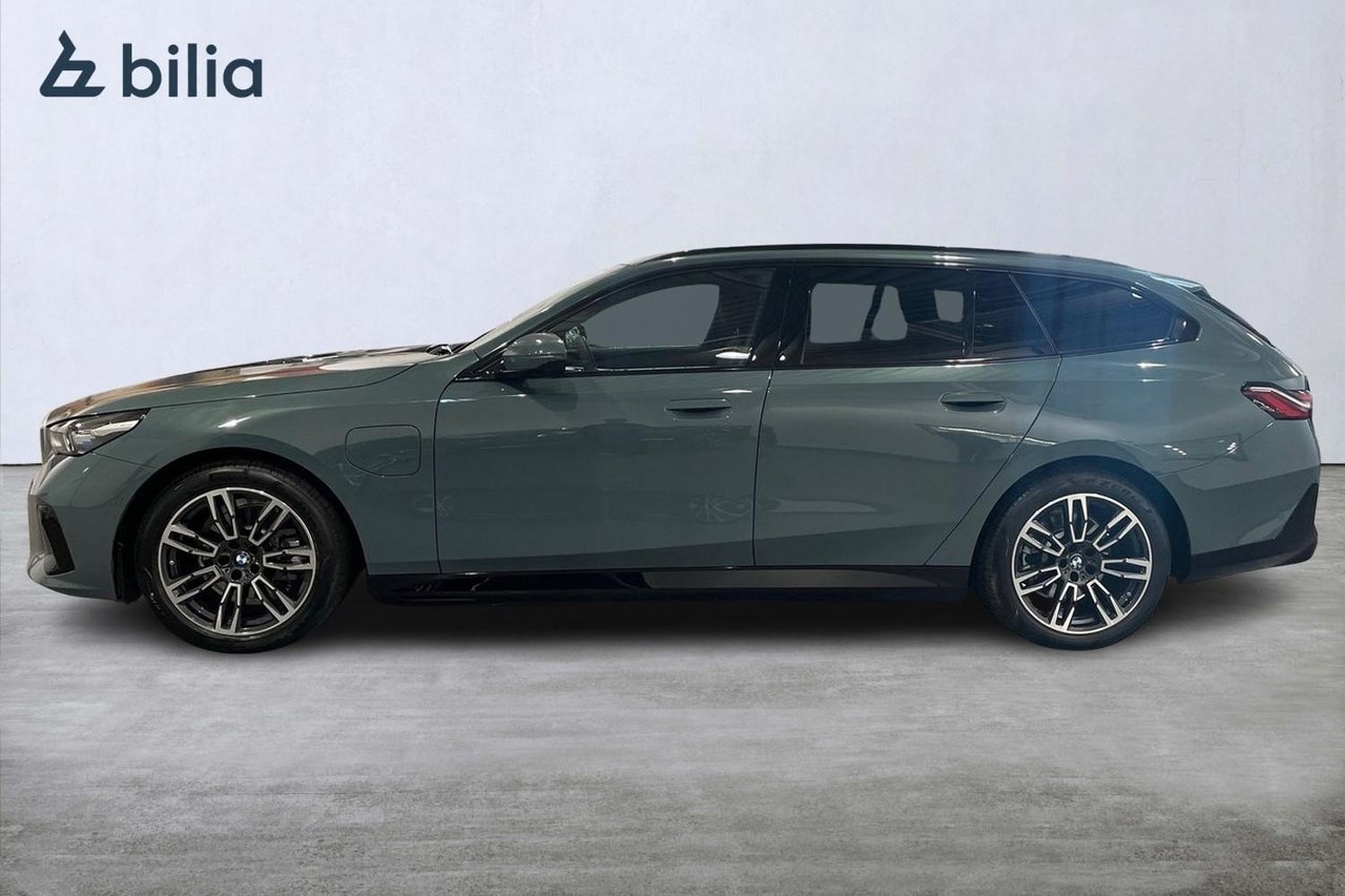 BMW 530 e xDrive Touring 2026, bild 2/10