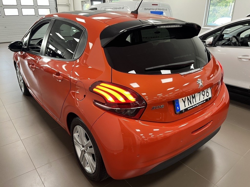 Peugeot 208 5-dörrar 1.2 PureTech 2017, bild 2/10