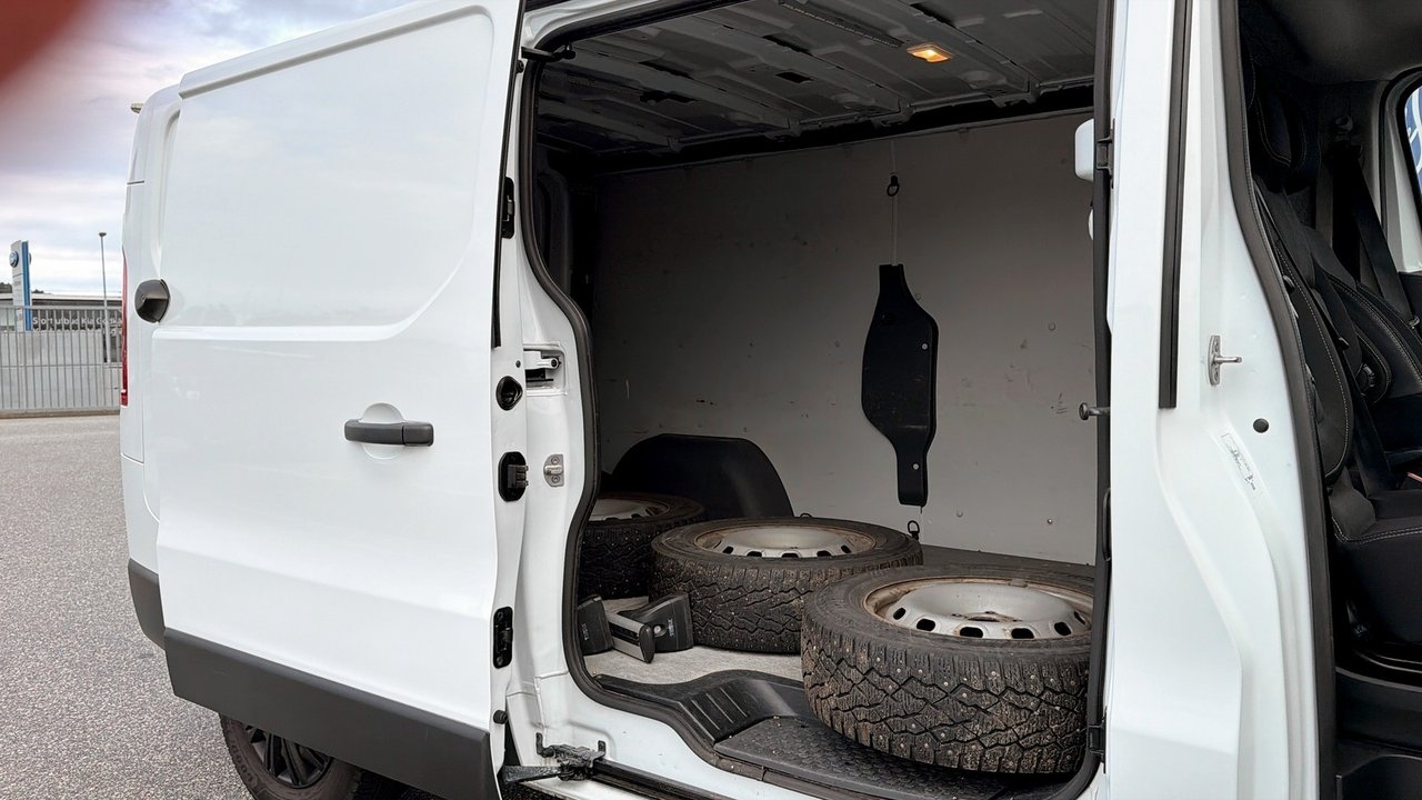 Nissan NV300 2021, bild 5/10