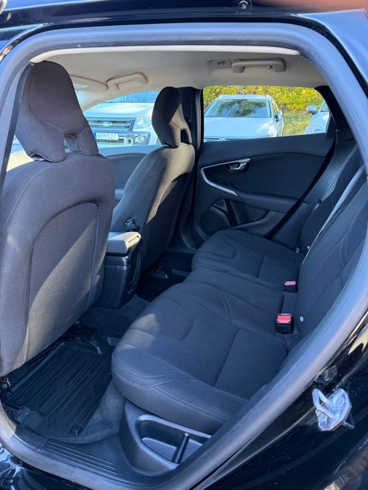Volvo V40 2018, bild 6/10