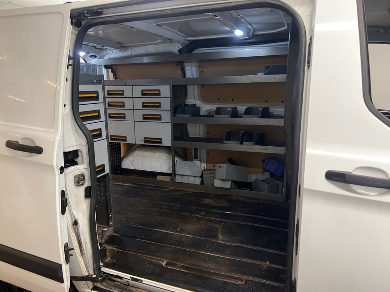 Ford Transit Custom 2023, bild 6/10
