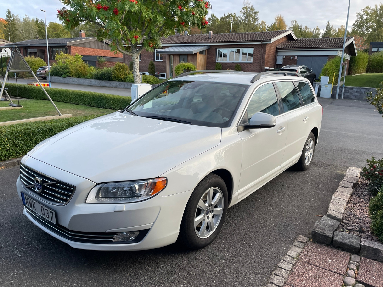 Volvo V70 D3 Manuell 2014, bild 2/8