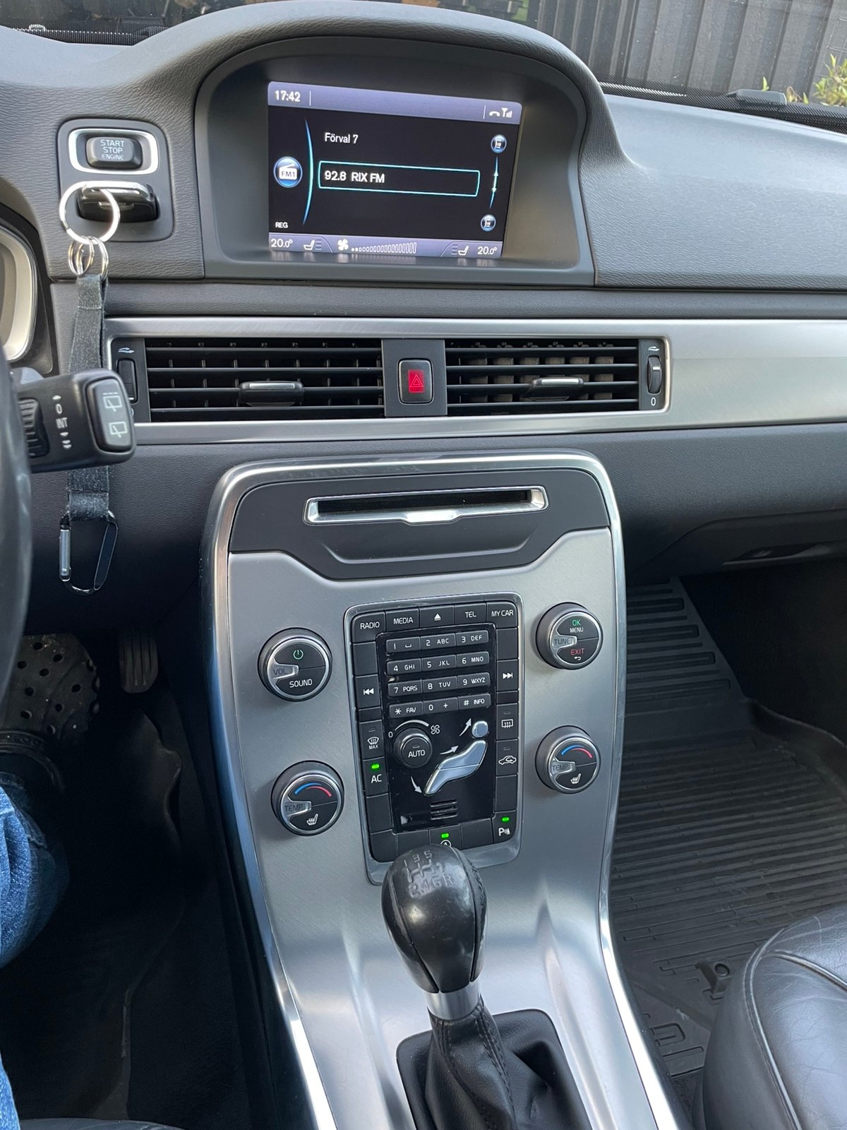 Volvo V70 D3 Manuell 2014, bild 7/8