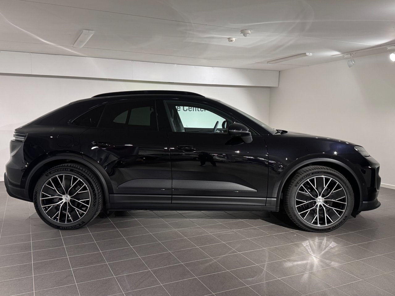 Porsche Macan 4 2026, bild 2/10