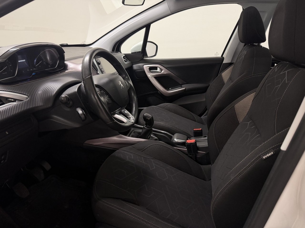 Peugeot 2008 1.6 VTi Nyservad/Dragkrok 2014, bild 7/10
