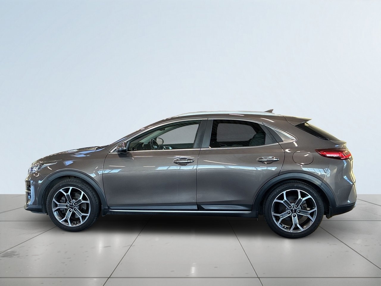 Kia XCeed 1.4 TGDI DCT S&V/Drag/M&KVärm 2020, bild 4/10