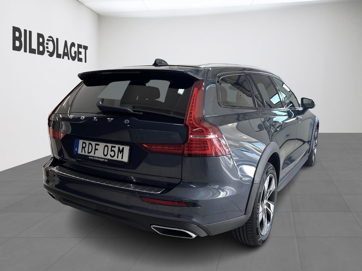 Volvo V60 Cross Country B4 AWD D Adv 2022, bild 4/10