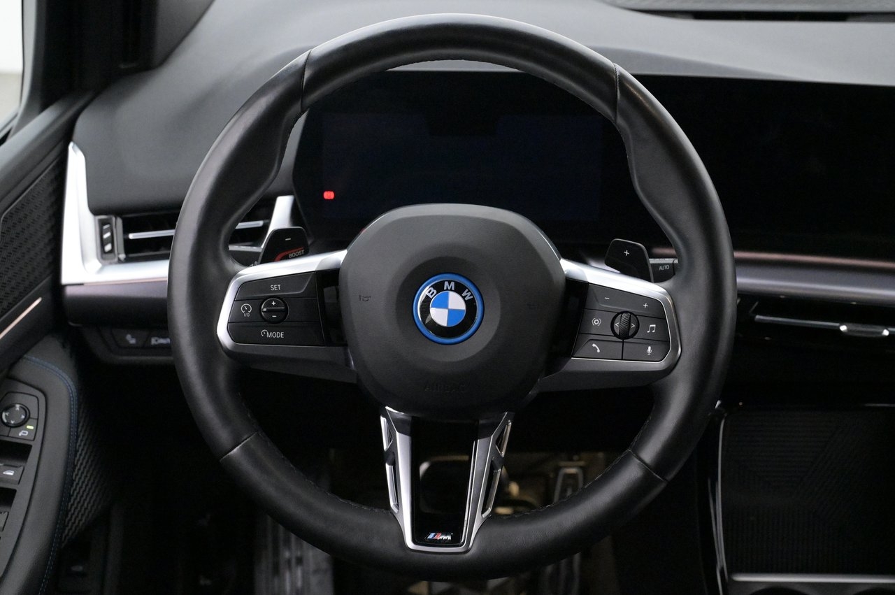 BMW 225 e xDrive Active Tourer M-sport 2023, bild 7/10
